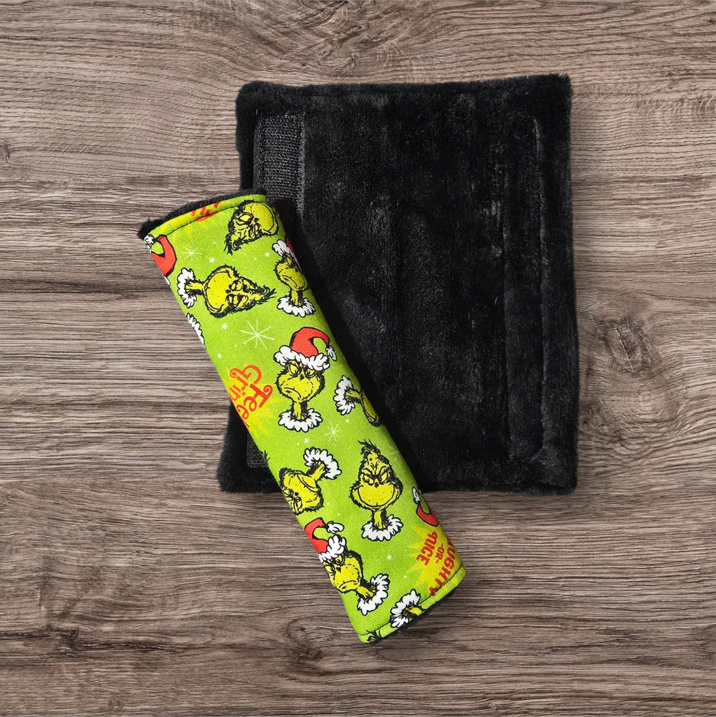 Grinch Seatbelt cover reversable